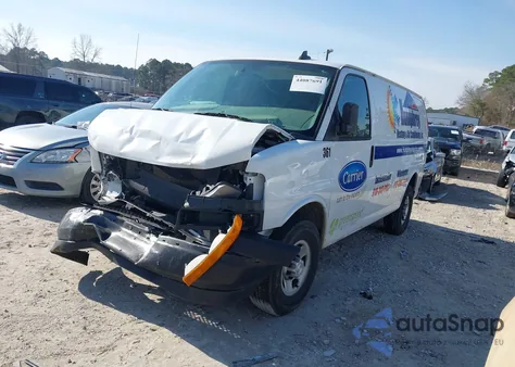 2019 Chevrolet Express 2500 Work Van из США, поврежденный, VIN 1GCWGAFP0K1165463